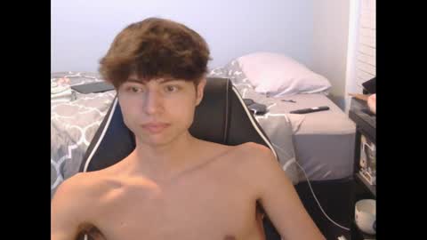 Snapshot of eprahsdahc chatting on November 8, 4:56 am eprahsdahc online show from November 8, 4:56 am