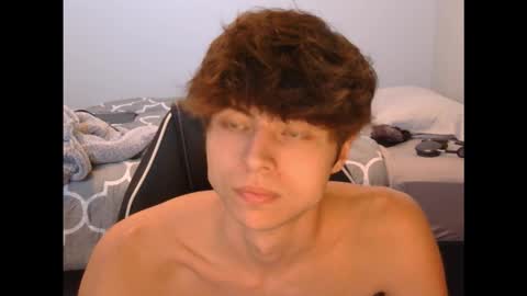 Snapshot of eprahsdahc chatting on December 2, 9:43 pm eprahsdahc online show from December 2, 9:43 pm