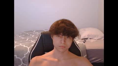 Snapshot of eprahsdahc chatting on December 18, 3:12 am eprahsdahc online show from December 18, 3:12 am