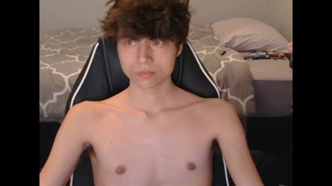 eprahsdahc online show from March 31, 3:19 am