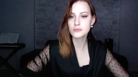 Erdbeeren mit Sahne online show from November 9, 9:51 am