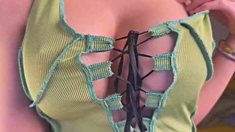 Snapshot of erectioneeering chatting on December 15, 1:11 pm Alissa online show from December 15, 1:11 pm