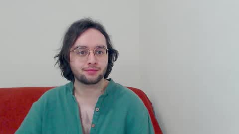 Snapshot of eren_jaeger2000 chatting on December 4, 3:38 am Eren online show from December 4, 3:38 am