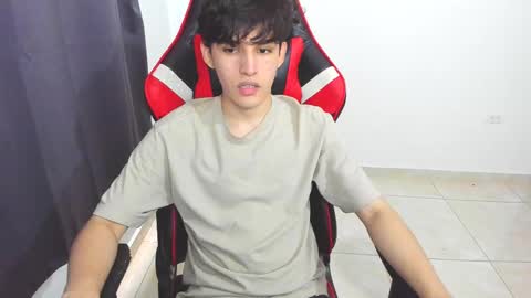 eren_tatakae online show from February 20, 4:14 pm