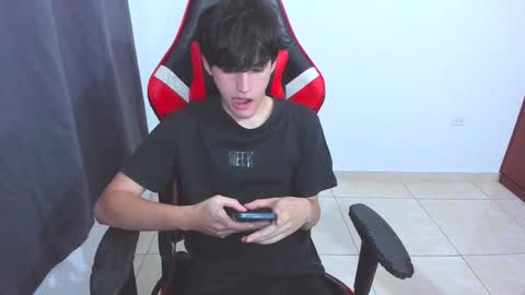 eren_tatakae online show from September 25, 12:25 am