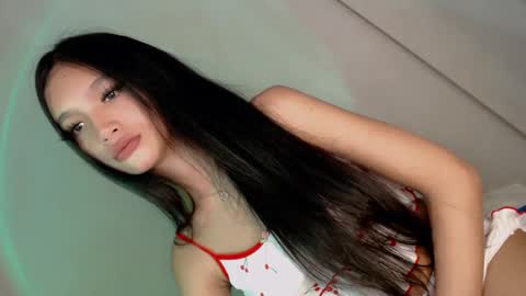 Elisa online show from February 7, 10:09 pm