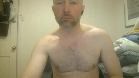 Snapshot of eric334418 chatting on February 10, 2:26 pm eric334418 online show from February 10, 2:26 pm