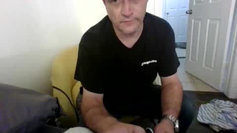 eric4698523103 online show from June 4, 11:49 am