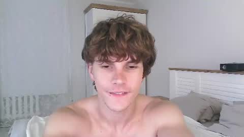 Eric Crush online show from July 7, 4:04 am