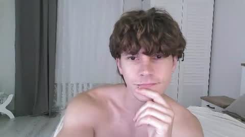 Eric Crush online show from July 29, 4:10 am