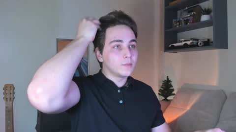 Snapshot of eric_ether chatting on December 15, 8:46 pm Eric online show from December 15, 8:46 pm