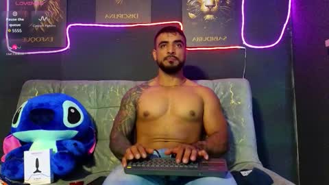 Brayan online show from November 15, 2:20 am