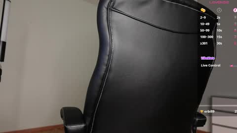 Snapshot of eric_poston chatting on October 28, 2:42 pm online show from October 28, 2:42 pm