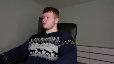 Snapshot of eric_poston chatting on November 2, 6:27 am online show from November 2, 6:27 am