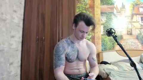 Eric online show from November 10, 1:37 am