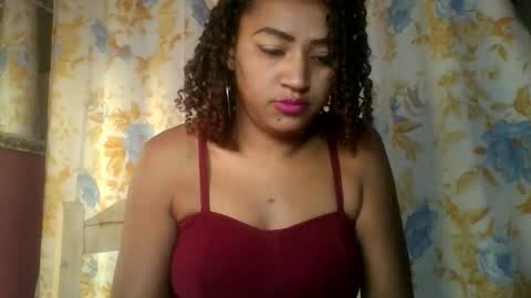 Snapshot of erica0586 chatting on September 23, 7:22 am erica0586 online show from September 23, 7:22 am