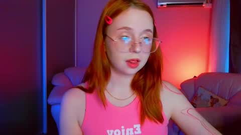Erica 3 online show from April 28, 1:37 am