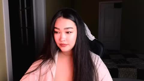 Snapshot of erica_wayne chatting on March 11, 3:12 pm Erica Wayne online show from March 11, 3:12 pm