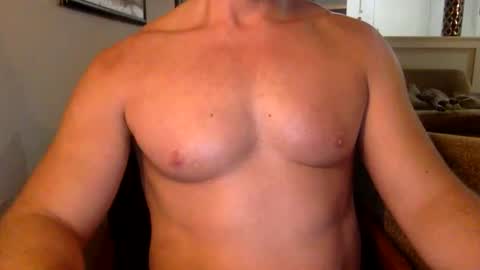 Snapshot of ericamyserso chatting on February 12, 3:34 am EricMuscle86 online show from February 12, 3:34 am