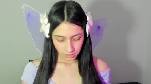 Snapshot of ericbana_ chatting on November 1, 2:57 am Dayanna online show from November 1, 2:57 am