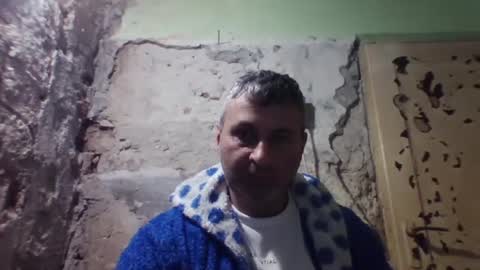 Snapshot of ericboy32 chatting on November 24, 9:03 pm eric online show from November 24, 9:03 pm