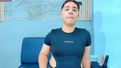 Erick online show from April 30, 8:04 pm