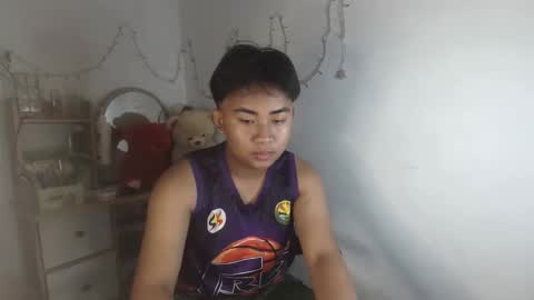 erick_cummer30 online show from April 13, 1:11 am