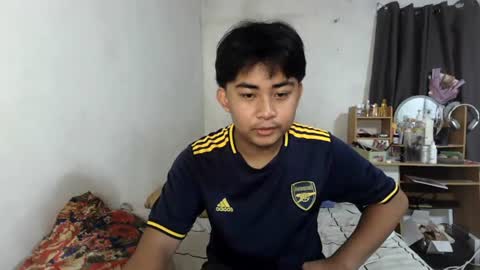 erick_cummer30 online show from June 16, 7:44 am