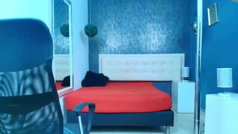   online show from October 5, 3:38 am