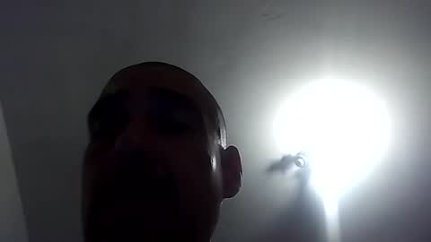 Snapshot of erik15516 chatting on July 26, 10:00 am erik15516 online show from July 26, 10:00 am