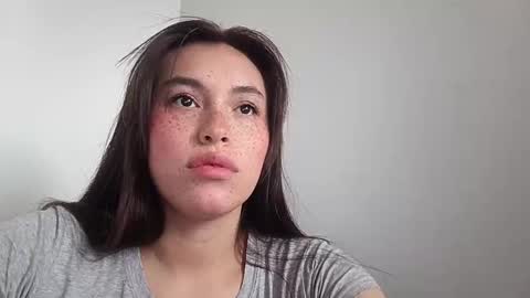 Erika online show from December 9, 9:05 pm