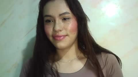 Erika online show from April 24, 6:43 pm