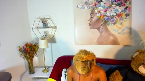 E R I K A  - L  Y R I C S online show from June 7, 10:30 am