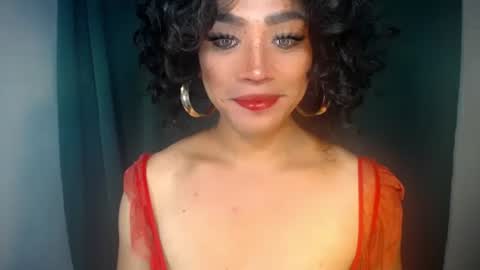 erika_madrigal online show from November 18, 1:55 am