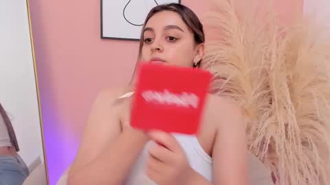 Snapshot of erika_mendez1 chatting on March 3, 6:55 pm Erika Mendez online show from March 3, 6:55 pm