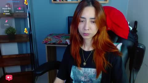 Snapshot of erika_stevens chatting on December 6, 2:35 am E R I K A - SAGITARIO..... online show from December 6, 2:35 am