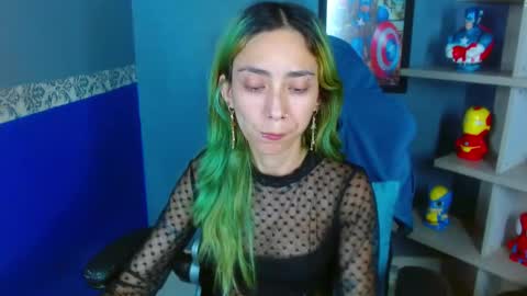 Snapshot of erika_stevens chatting on December 3, 12:18 am E R I K A - SAGITARIO..... online show from December 3, 12:18 am