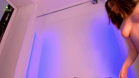 Erika online show from May 4, 4:08 am