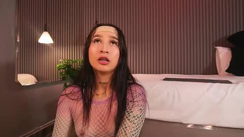 Eri  online show from March 7, 7:44 pm