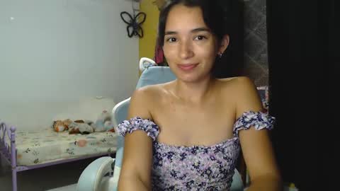 erina_1 online show from January 9, 4:41 am
