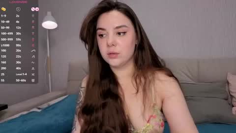 Erin online show from July 8, 6:18 am