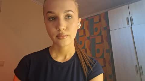 Katrin online show from June 7, 3:27 pm