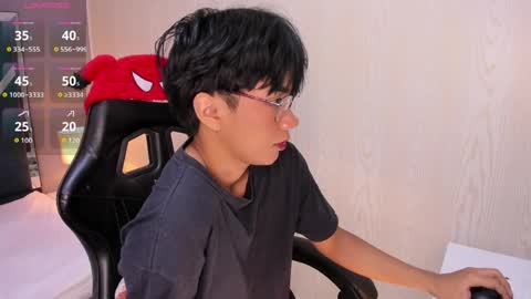 Snapshot of eriol__ chatting on May 12, 12:02 pm Eriol online show from May 12, 12:02 pm