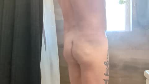 Hmmmhmmmm online show from February 1, 6:50 pm