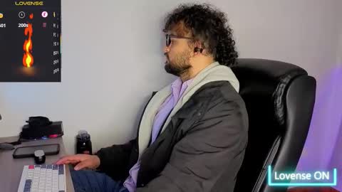 Snapshot of ernesto_rodriguez_82 chatting on October 15, 4:12 am ernesto rodriguez 82 online show from October 15, 4:12 am