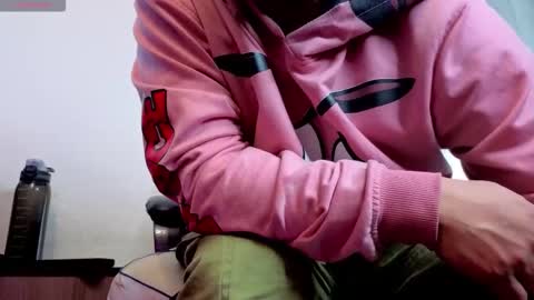 Snapshot of ernesto_rodriguez_82 chatting on November 11, 5:57 pm ernesto rodriguez 82 online show from November 11, 5:57 pm