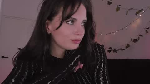 erohaze online show from June 5, 2:56 pm