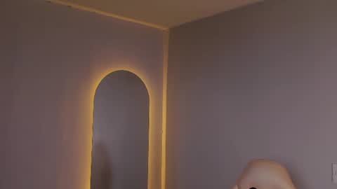 eros_becker_ online show from June 20, 11:07 pm