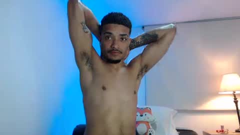 Snapshot of eros_chipre chatting on October 26, 4:51 am Eros online show from October 26, 4:51 am