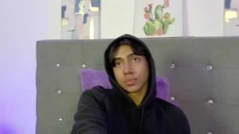 Eros Lux1 online show from July 21, 12:51 pm